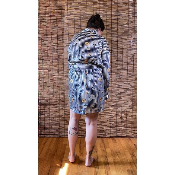 Floral and Stripes Satin Wrap Easy Care Lightweight Robe size M - Picture 8 of 8